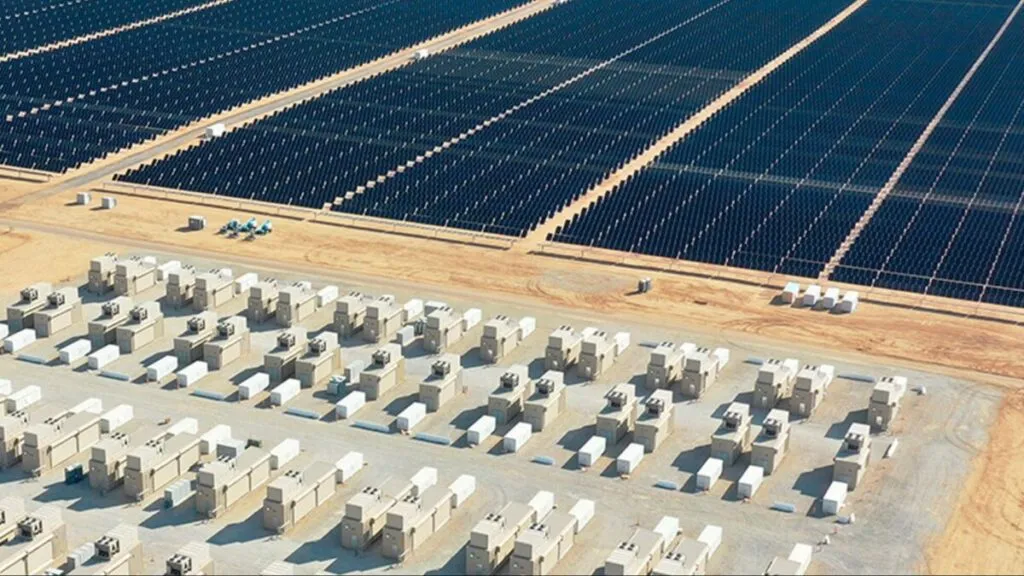 Cultura empresarial en California impulsa sostenibilidad con baterías que transforman la energía solar en ventaja competitiva