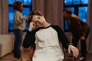 Estudiantes en San Diego enfrentan desafíos en salud mental dentro de las escuelas, reflejando la urgencia de mejorar el apoyo escolar