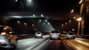 Vehículos con placas extranjeras circulando en Tijuana en medio de operativos viales para reducir infracciones de autos