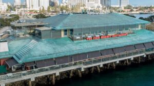 Vista del puerto de San Diego con proyecto de renovación del sitio del Fish Market aprobado por autoridades