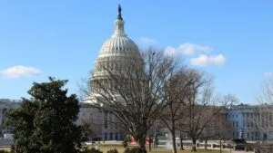 Oficinas cerradas y empleados federales en San Diego afectados por el cierre de gobierno en Estados Unidos