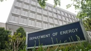 Documento filtrado muestra recortes y disputas internas en el Departamento de Energía de Estados Unidos