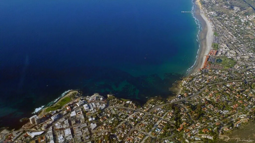 Vista panorámica de La Jolla, comunidad costera de California, que busca avanzar en su incorporación como ciudad independiente.
