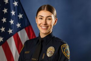 Oficiales rinden homenaje a María Eva Chávez, quien murió en servicio en San Diego