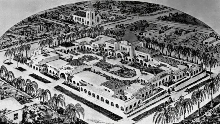 Fachada blanca inspirada en la arquitectura de Irving Gill con formas geométricas y luz natural