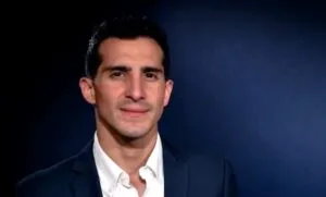 Documentos y propiedades vinculadas a Rommel Pacheco en una investigación patrimonial