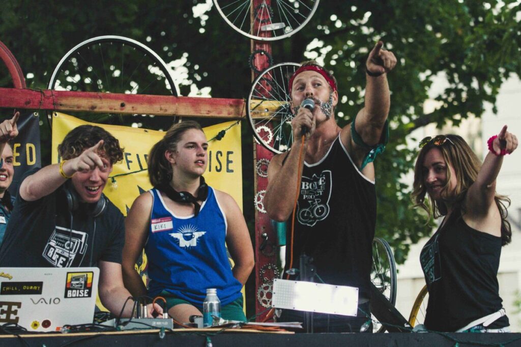 Ilustración editorial de eventos culturales en San Diego con música, cine y gastronomía local