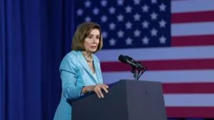 Nancy Pelosi en el Congreso de EE.UU. tras anunciar su retiro político.