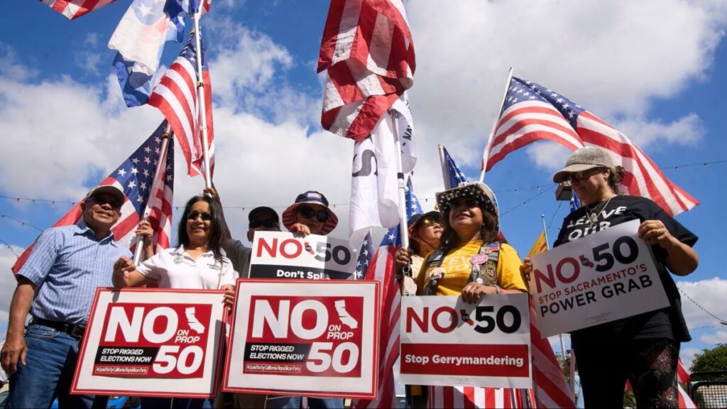 Ciudadanos de California participan en la elección especial que define la Proposición 50 y el nuevo mapa político del estado.