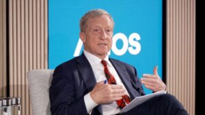 Tom Steyer en un entorno político de California con enfoque en campaña electoral saturada y sin favorito claro