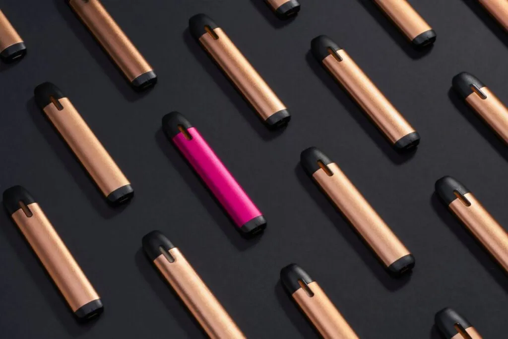 Confiscación de vapeadores ilegales por parte de autoridades mexicanas tras nueva ley de salud pública