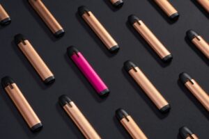 Confiscación de vapeadores ilegales por parte de autoridades mexicanas tras nueva ley de salud pública