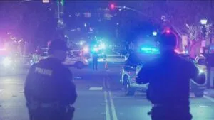 Escenario urbano donde autoridades analizan el actuar de la policía de san diego tras un acuerdo récord relacionado con Konoa Wilson