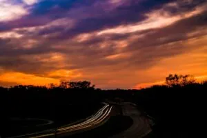 Fotografía del solsticio de invierno en San Diego mostrando el atardecer más temprano del año con menos de 10 horas de luz solar