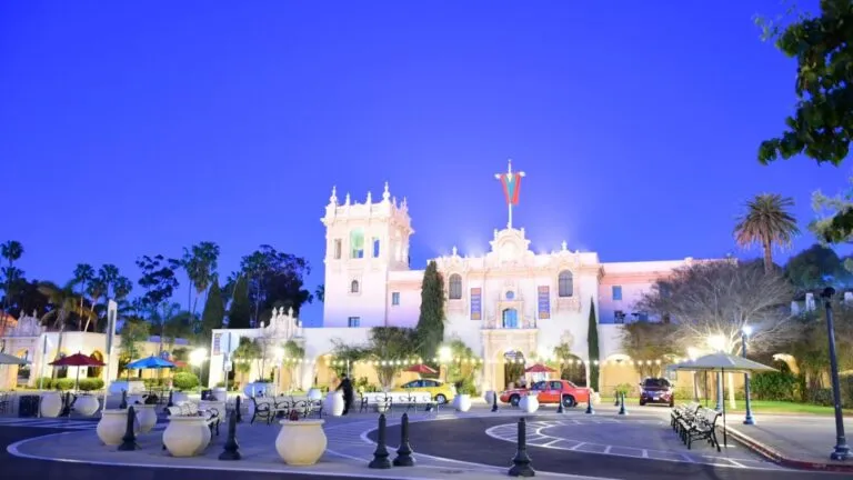 Balboa Park enfrenta críticas por el cobro de estacionamiento que afecta a residentes del condado de San Diego