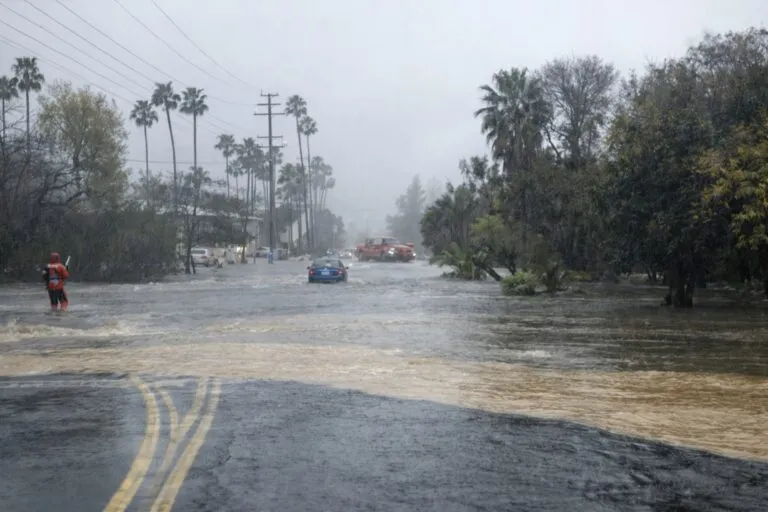 Conmemoración por las inundaciones en Southcrest y Shelltown