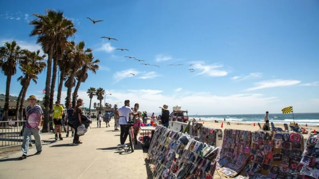 Clima soleado y seco en San Diego con temperaturas en aumento y vientos Santa Ana