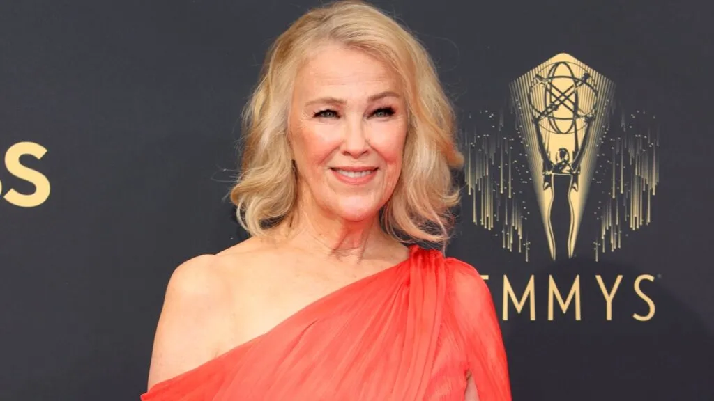 Catherine O'Hara, actriz canadiense de comedia reconocida por Mi pobre angelito y Beetlejuice