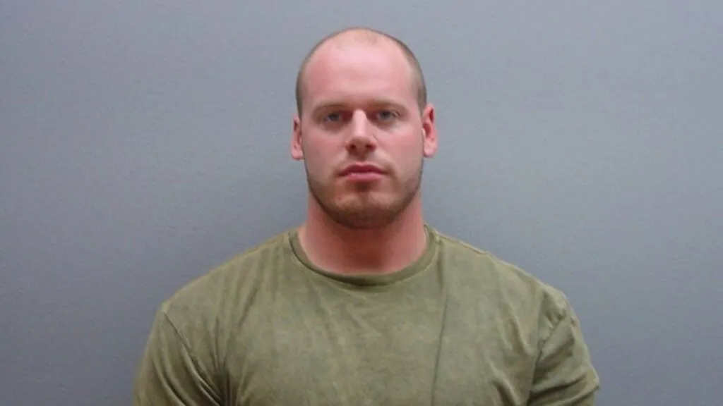 Ryan Wedding enfrenta cargos federales por narcotráfico tras ser arrestado en México y presentado en una corte de Estados Unidos