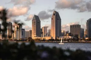 San Diego destaca entre las ciudades con mayor gasto familiar anual por hogar en Estados Unidos