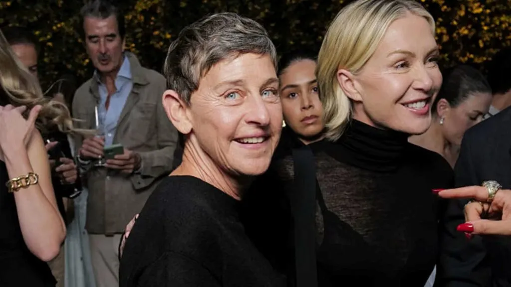 Ellen DeGeneres divide su vida entre el Reino Unido y California tras mudarse en 2024