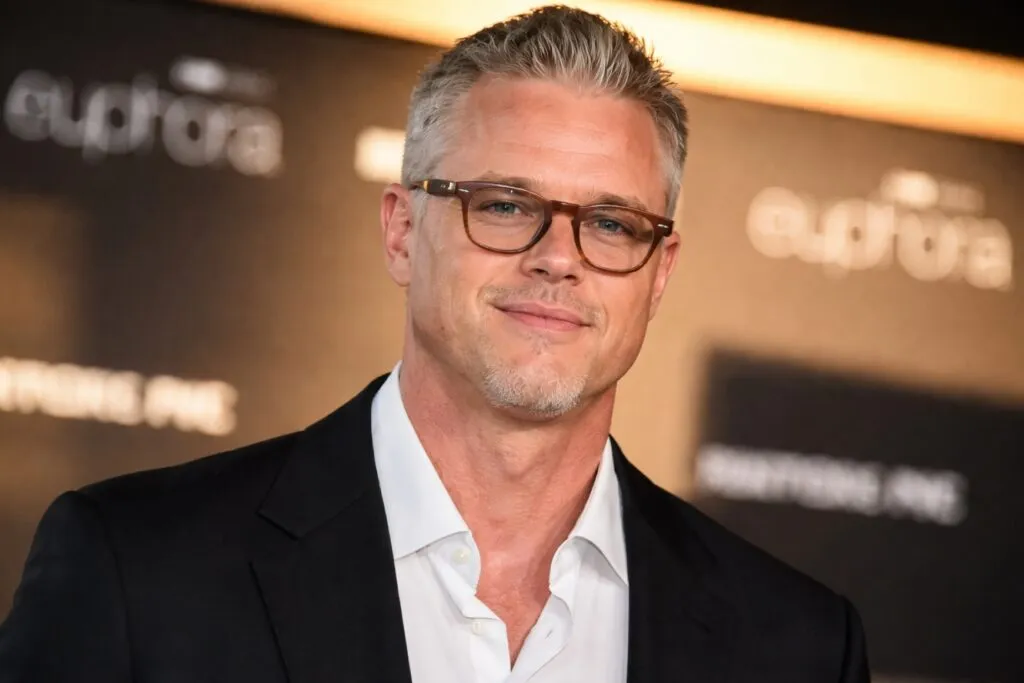 Eric Dane promoviendo visibilidad de esclerosis lateral amiotrófica y esperanza en investigación de salud