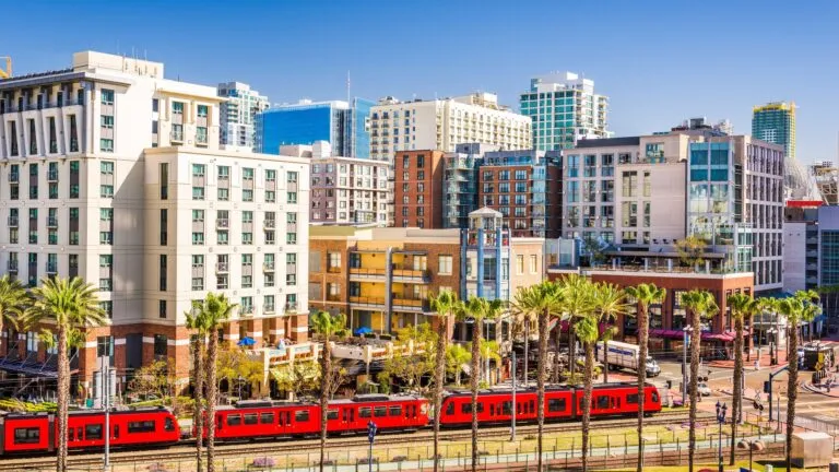 Mercado inmobiliario en San Diego con barrios emergentes y oportunidades de inversión