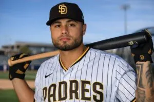 Tirso Ornelas en entrenamiento con los Padres de San Diego