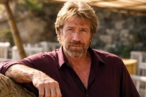 Chuck Norris fallece a los 86 años en Estados Unidos y deja legado en cine de acción y comunidad latina