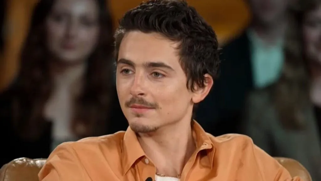 Polémica de Timothée Chalamet tras comentarios sobre ballet y ópera durante una charla pública.