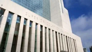 Caso judicial en San Diego tras condena por asesinatos relacionados con violencia de pandillas en la ciudad.