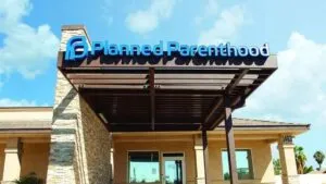 Advertencia sobre posible aumento oculto de ETS en San Diego pese a la caída de casos reportados.