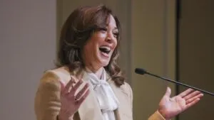 Kamala Harris cancela evento en San Diego durante gira de presentación de su libro de memorias