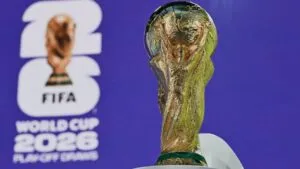 Información clave del Mundial 2026 con formato de 48 selecciones, sedes en Estados Unidos, México y Canadá y calendario del torneo internacional de fútbol.