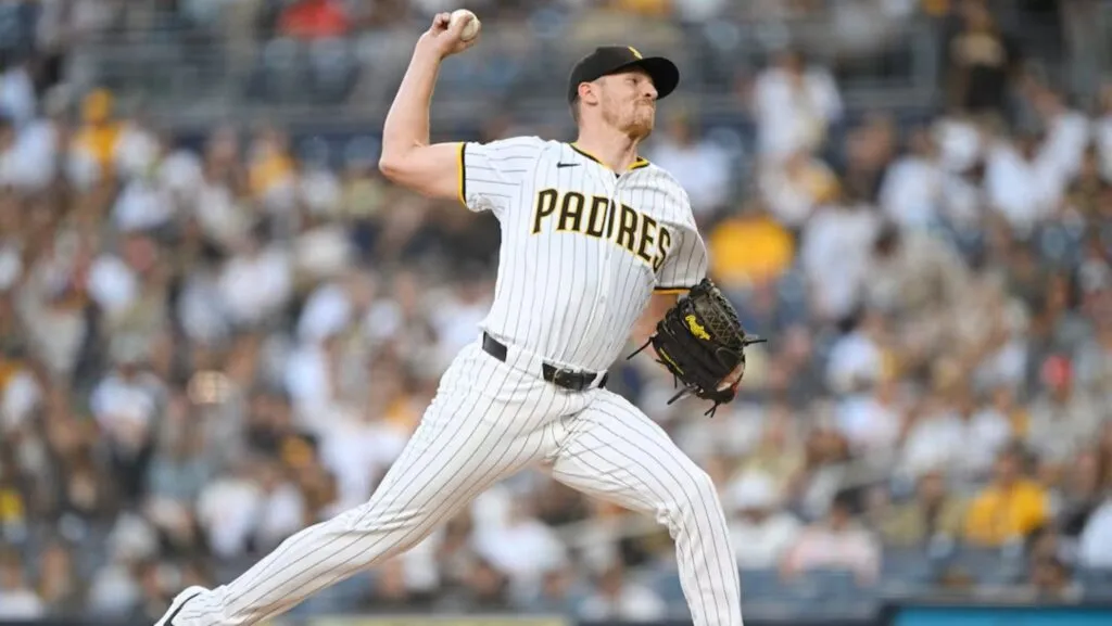 Nick Pivetta abridor de Padres en el Día Inaugural 2026 en Petco Park