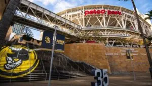 Petco Park genera impacto económico en San Diego con eventos, turismo y empleo en la región