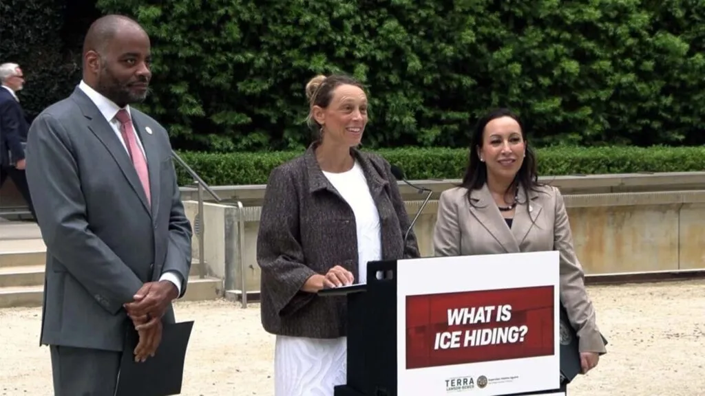 Disputa legal de San Diego County con el gobierno federal por inspecciones en el centro de detención de Otay Mesa.