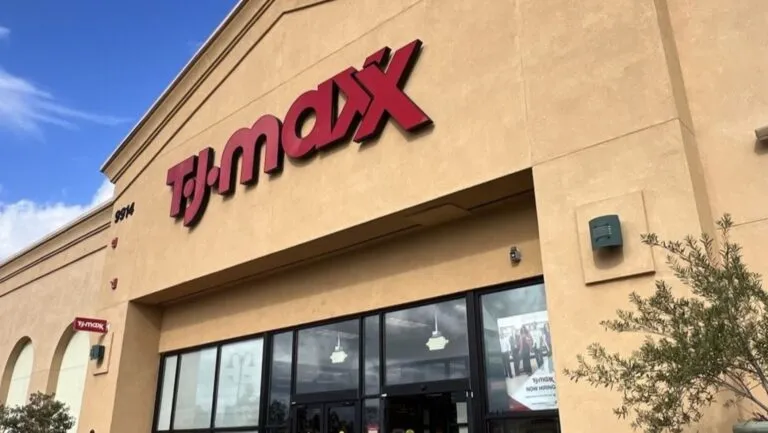 TJ Maxx y Ulta Beauty en La Mesa con apertura de tiendas que impulsan el comercio local en San Diego