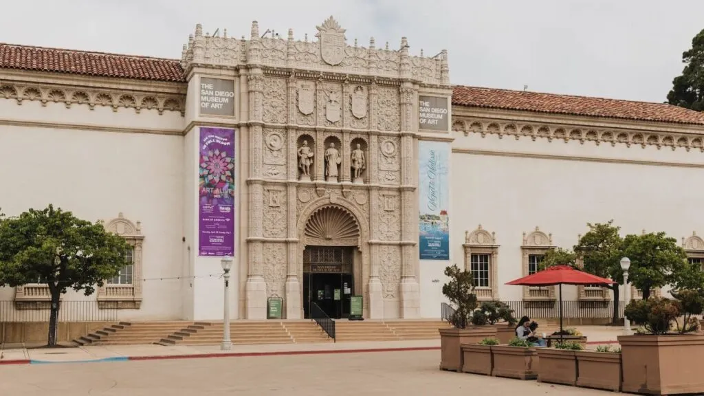 Art Alive en el Museo de Arte de San Diego con arreglos florales inspirados en obras artísticas