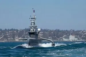 buques fantasma autónomos en San Diego innovación tecnológica naval y economía regional