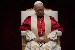 Trump critica al Papa León generando debate político y religioso con impacto en comunidad latina de California