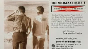 Gordon & Smith en Pacific Beach con tablas de surf y cultura local en San Diego