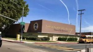 estudiantes de Mission Bay High reconocidos como los mejores de la generación 2026 en San Diego