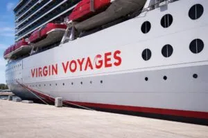 Llegada del crucero Brilliant Lady a Baja California