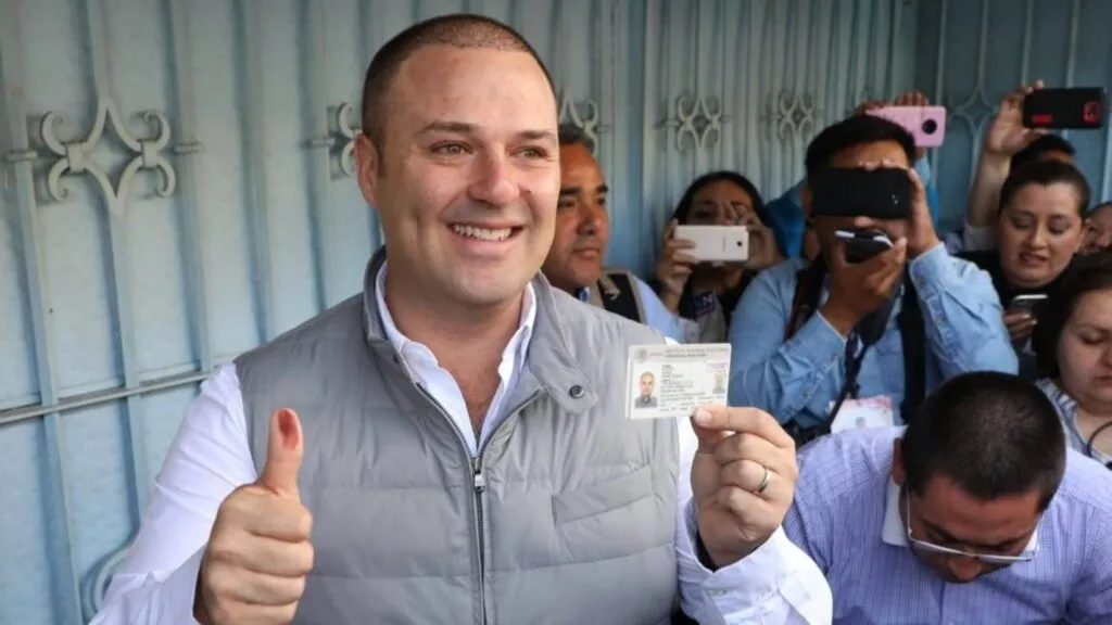 Rodrigo Gayosso Cepeda relacionado con residencia en Coronado y operación inmobiliaria dentro de investigación por red empresarial transfronteriza