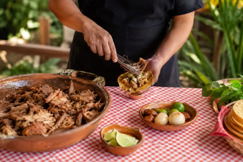 Carnitas Carmelo durante su gira gastronómica en California fortaleciendo la gastronomía mexicana en Estados Unidos