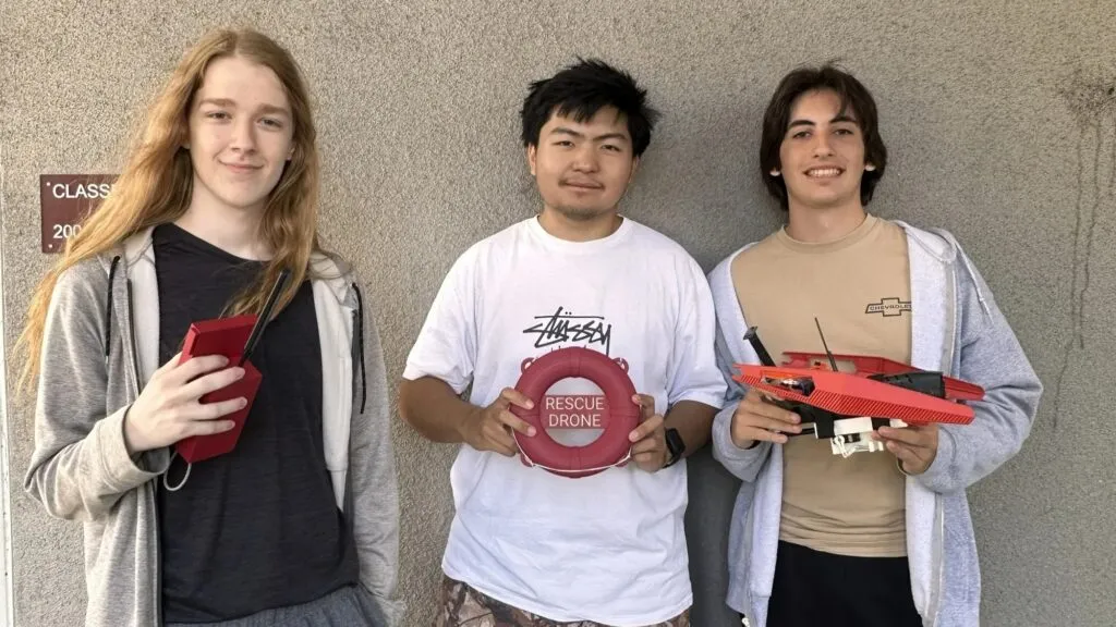 drones de rescate desarrollados por estudiantes en San Diego