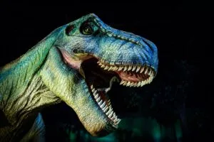 Jurassic Quest en San Diego con dinosaurios animatrónicos y actividades familiares durante el fin de semana