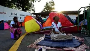 Migrantes africanos reciben apoyo en albergues de Tijuana mientras tramitan su situación migratoria en México