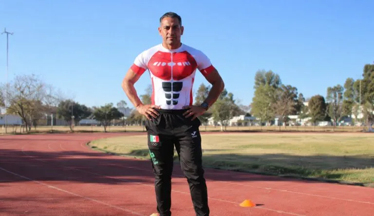 Atleta queretano compite en San Diego para superar su mejor marca personal y fortalecer su preparación internacional